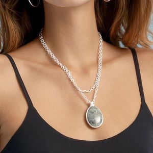 Stella & Dot Sanibel Pendant in silver REVERSIBLE